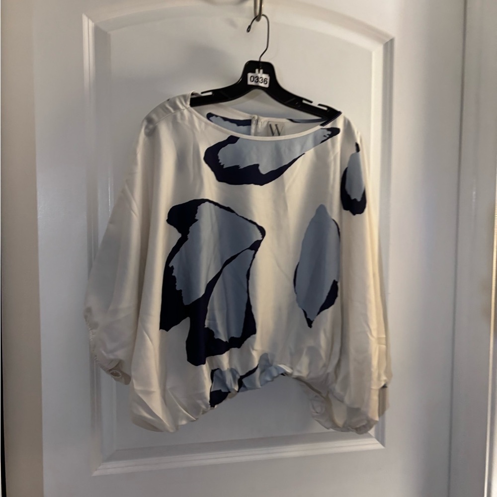Womens Worthington White Satin Blouse with Navy Abstract Print Sz 2X NWT